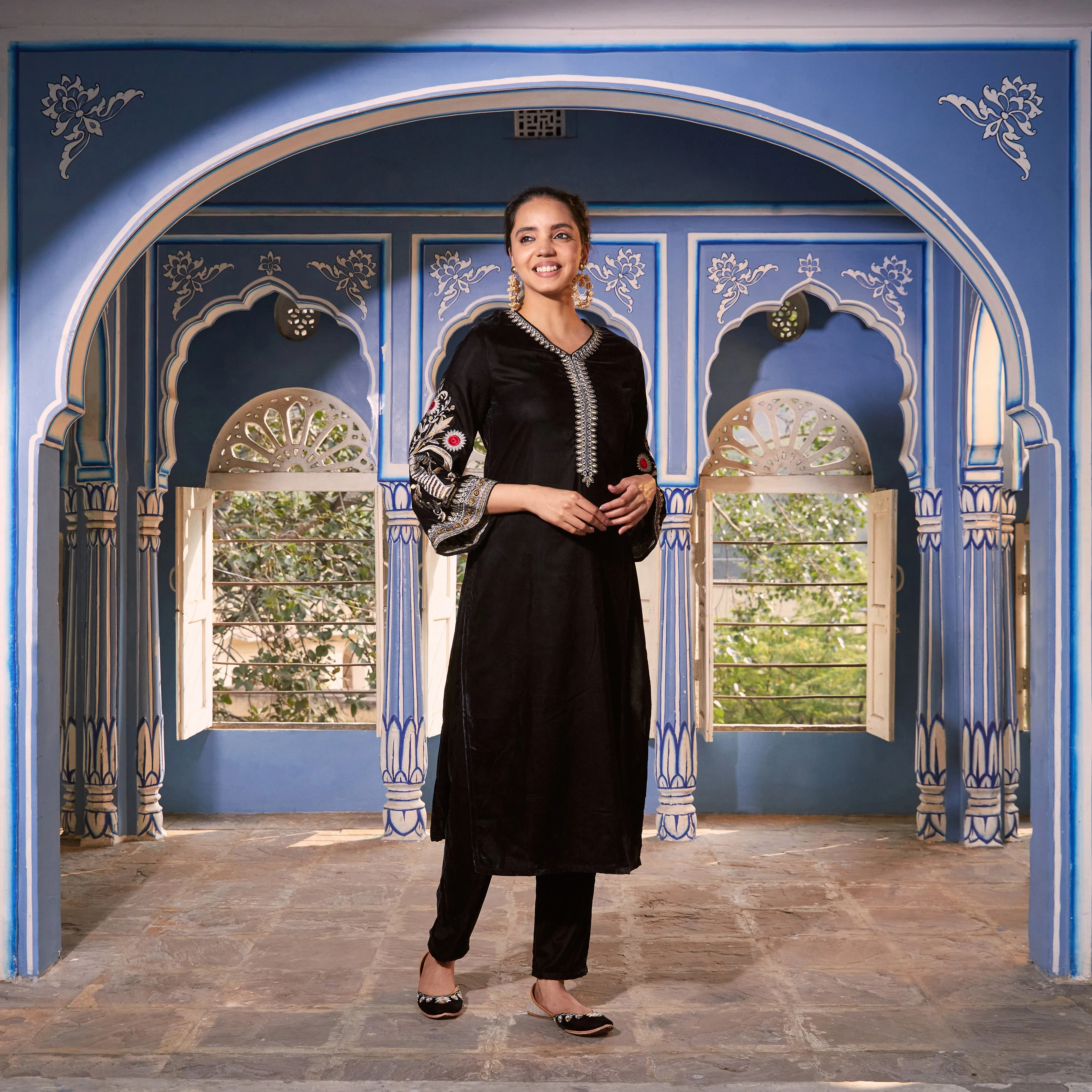 Black Velvet Zari Embroidered Straight Kurta