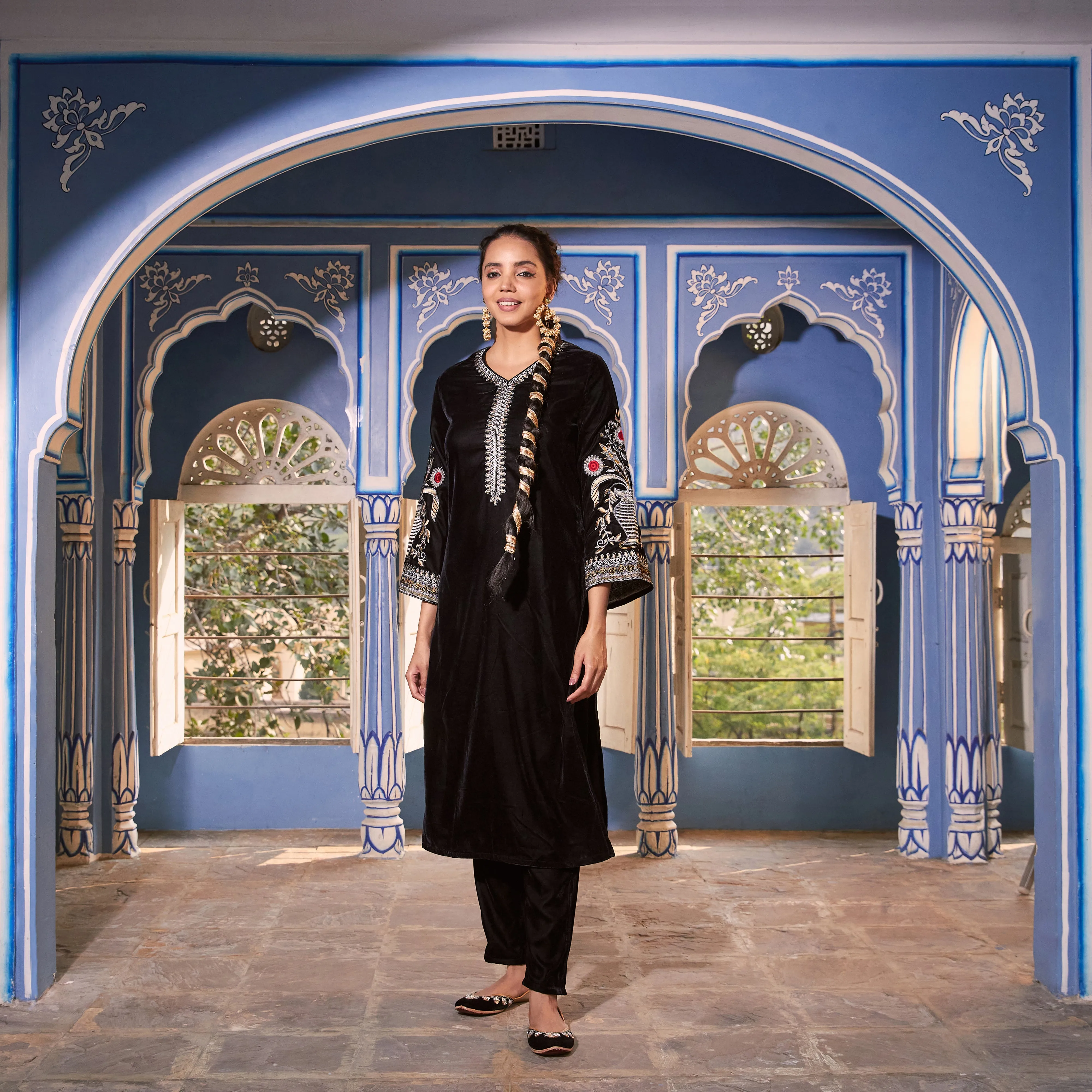 Black Velvet Zari Embroidered Straight Kurta