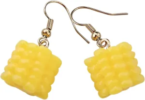 LIFKOME 1 Pair Unique Resin Corn Dangle Earrings for Women Lightweight Food Jewelry Minimalist Design present for Daily Accessories Fashion Earrings Random Color