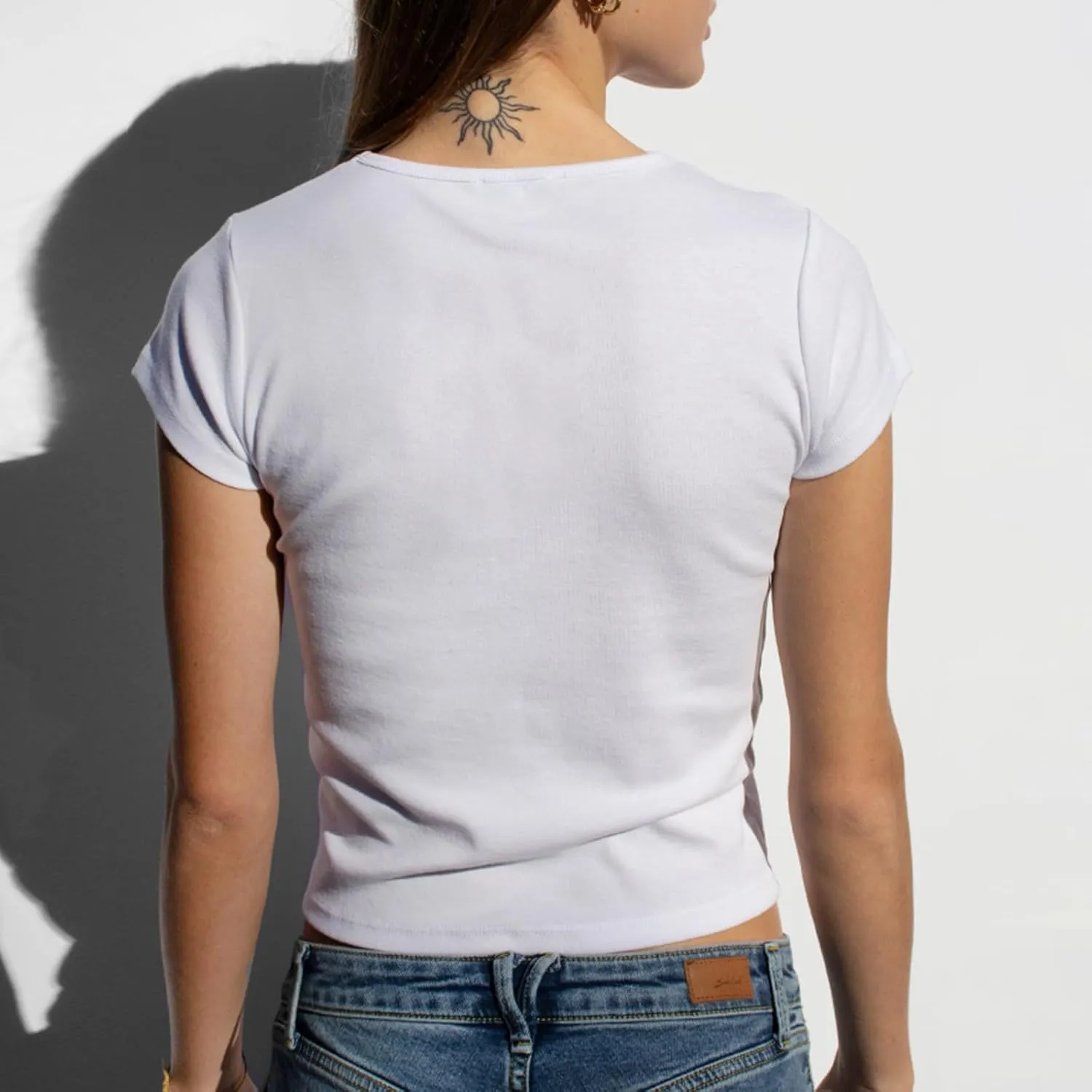 Women Y2k Baby Tees Cute Graphic Crop Top Vintage Short Sleeve Slim Fit T Shirt Teens Summer Aesthetic Shirts