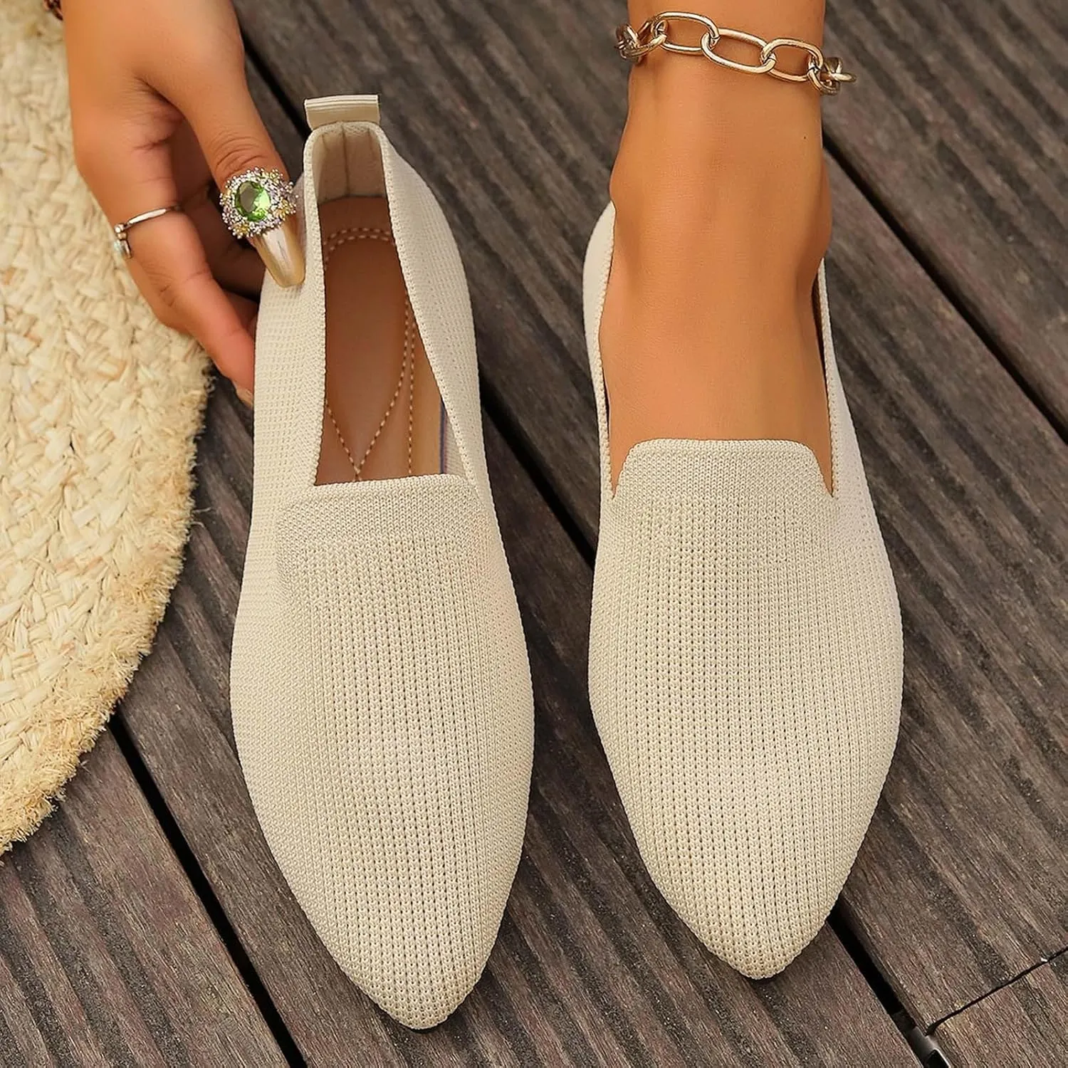Women's Summer Flat Shoes Mesh Pointed Toe Solid Color Casual Shoes Lightweight Breathable Dressy Casual Shoes for Ladies